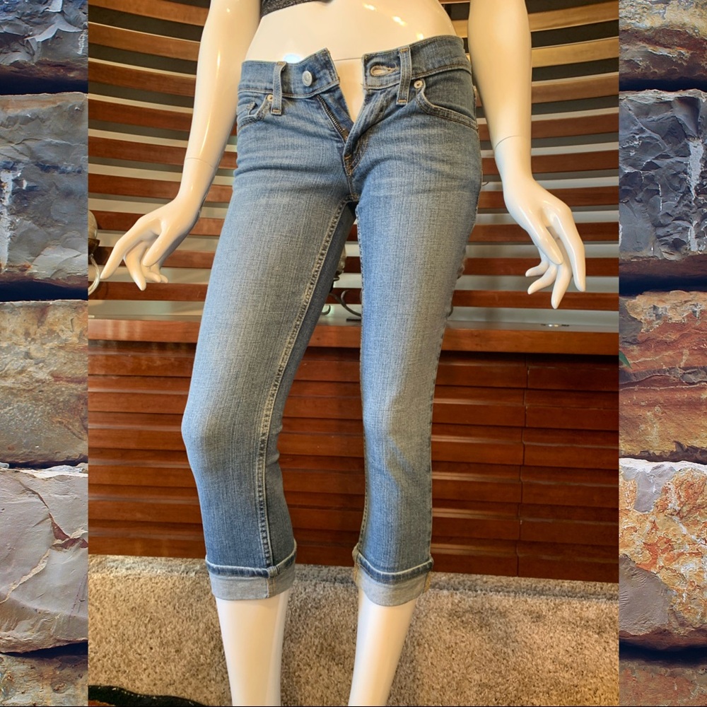 Levi’s 524 Too Superlow Jeans